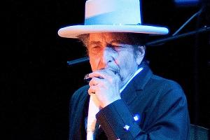 Monatelange Verspätung: Bob Dylan hat seinen Nobelpreis abgeholt