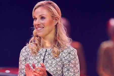 Angelique Kerber gelang mit ihrem Kleid der perfekte Spagat zwischen stylisch und sportlich Angelique Kerber gelang mit ihrem Kleid der perfekte Spagat zwischen stylisch und sportlich