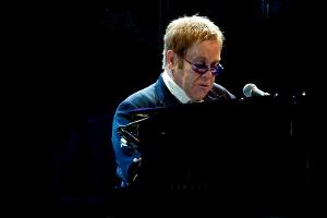 Zum 20. Todestag: Elton John gedenkt "Engel" Diana