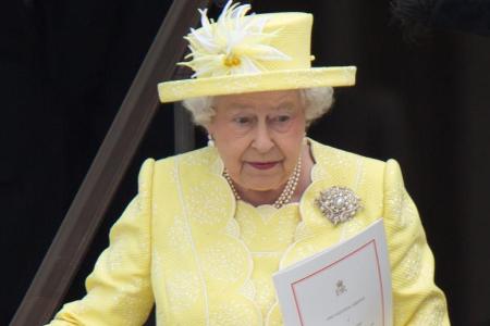 Steigt Queen Elizabeth II doch früher als erwartet von ihrem Thron?