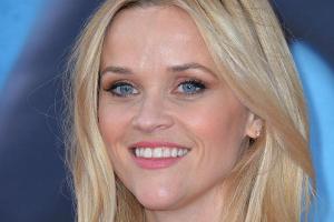 Reese Witherspoon spielt in "The Mindy Project" mit