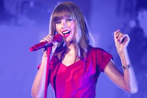Taylor Swift bricht während Grapsch-Prozess in Tränen aus