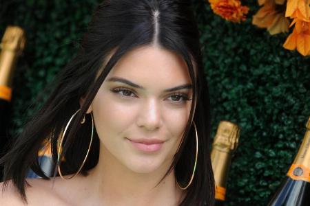 Kendall Jenners Beauty-Look ist offenbar ganz einfach Kendall Jenners Beauty-Look ist offenbar ganz einfach