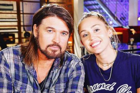 Miley Cyrus und ihr Papa Billy Ray Cyrus Miley Cyrus und ihr Papa Billy Ray Cyrus