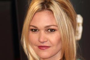 Julia Stiles "konnte nicht widerstehen" - und zeigt ihren Babybauch!