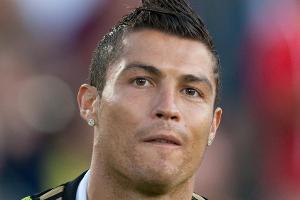 Kein Versteckspiel mehr: Ronaldos Freundin präsentiert ihren Babybauch