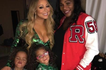 Mariah Carey (links) hat nach ihrem Konzert Besuch von der schwangreen Serena Williams bekommen