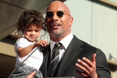 Dwayne Johnson brachte seine Tochter Jasmine mit zur Zeremonie in Los Angeles