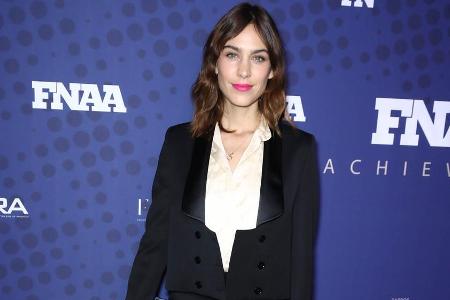 Alexa Chung bei den Achievement Awards in New York City. Alexa Chung bei den Achievement Awards in New York City.