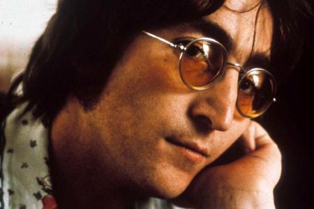 Ließ kein gutes Haar an seinem Label: John Lennon