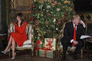 Wo ist Santa Claus? Donald Trump und Melania antworten Kindern