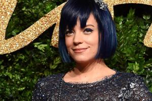 Lily Allen geht unter die Autoren: Wer muss zittern?