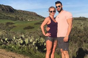 Britney Spears und Sam Asghari: Liebesgrüße an ihr Fitness-Model