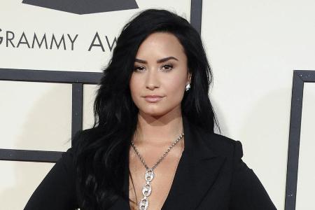 Demi Lovato will an ihrem Abstinenz-Jubiläum anderen etwas Gutes tun Demi Lovato will an ihrem Abstinenz-Jubiläum anderen etwas Gutes tun