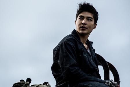 Zack (Ludi Lin) alias Black Ranger