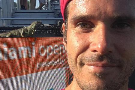 Mit diesem tierischen Fan hat Tommy Haas sicher nicht gerechnet Mit diesem tierischen Fan hat Tommy Haas sicher nicht gerechnet