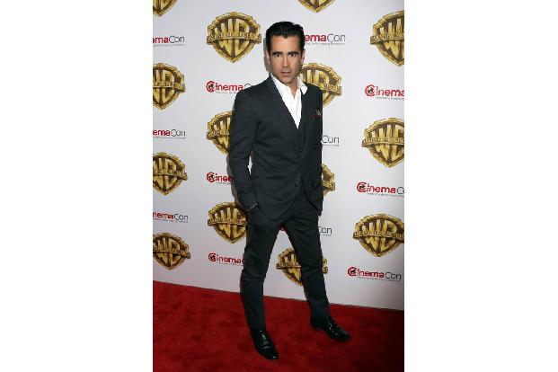 ...wird Nicole auf keinen Fall alleine sein. Auch Colin Farrell wird als Bester Schauspieler International geehrt. In der Ju...