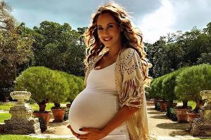 Alessandra Meyer-Wölden ist stolz auf ihren Mega-Babybauch