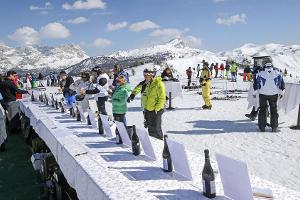 Weinprobe auf der Piste: Bitte nicht torkeln!