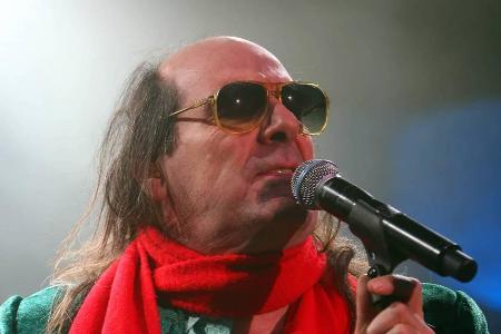 Guildo Horn macht jetzt auch einen auf Opernsänger Guildo Horn macht jetzt auch einen auf Opernsänger
