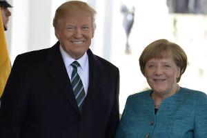 Angela Merkel trifft Donald Trump: Wie echt ist ihr Lächeln?