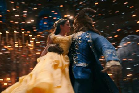 Emma Watson spielt Belle, Dan Stevens das Biest
