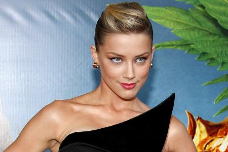 Die Trennung von Amber Heard und Johnny Depp war eine große Überraschung Die Trennung von Amber Heard und Johnny Depp war eine große Überraschung