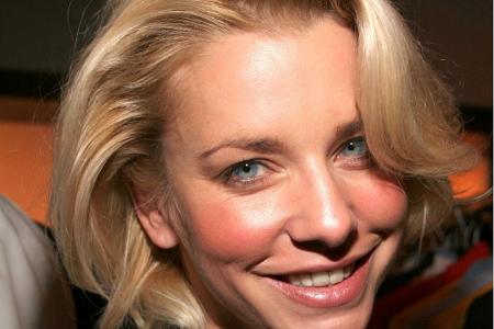 Schauspielerin Karina Kraushaar stirbt am 5. März mit 43 Jahren in einer Hamburger Klinik.