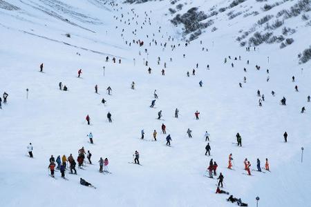 TOP 3 Ski Arlberg (Österreich): Seit dieser Saison ist das Gebiet im Tiroler Oberland das größte seiner Art in Österreich. 3...