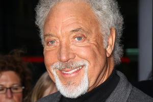 Schlimmer als auf dem Bau: Tom Jones wettert gegen BBC