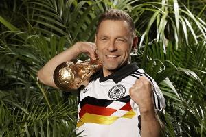Thomas "Icke" Häßler hofft auf Harmonie im "Dschungelcamp"