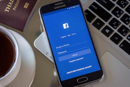 Macht derzeit ganz schön Probleme: die Facebook-App auf Android Macht derzeit ganz schön Probleme: die Facebook-App auf Android