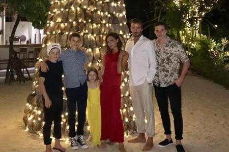 Die Beckhams feierten entspannt am Strand.