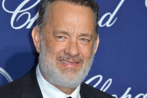 Für einen Oscar reicht's 2017 nicht - aber der Bart ist beeindruckend: Tom Hanks Anfang Januar auf dem roten Teppich