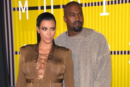 Kim Kardashian und Kanye West sind seit Mai 2014 verheiratet Kim Kardashian und Kanye West sind seit Mai 2014 verheiratet