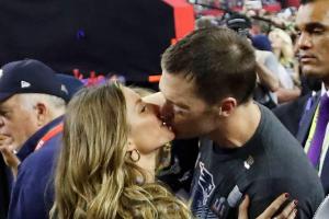 Gisele Bündchen: So verliebt herzt sie ihren Tom Brady