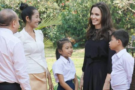 Angelina Jolie bei einem Promo-Termin in Kambodscha für ihren neuen Film 