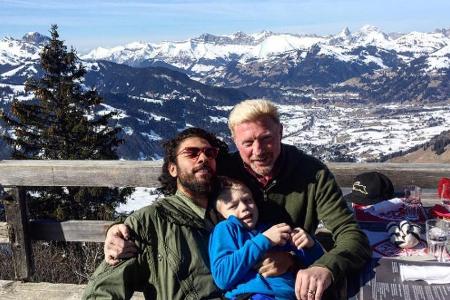 Tennislegende Boris Becker genießt die Berge mit seinen Söhnen Noah (l.) und Amadeus (r.) Tennislegende Boris Becker genießt die Berge mit seinen Söhnen Noah (l.) und Amadeus (r.)