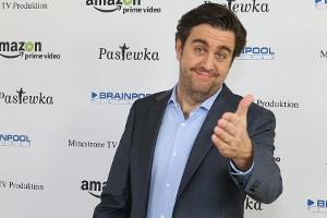 Amazon schickt Bastian Pastewka in die Midlife-Crisis