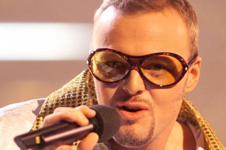 Absurd und witzig: 2000 punktete Entertainer Stefan Raab mit seinem skurrilen Song 