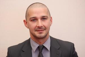 Shia LaBeouf: Sein Trump-Protest ist wieder auf Sendung
