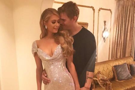 Paris Hilton und Chris Zylka zeigen sich ganz verliebt