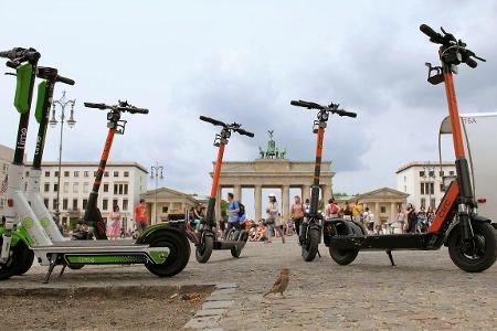 Seit Juni 2019 sind Elektoroller in Deutschland erlaubt. Eine Dokumentation erörtert nun, dass die Gefährte neben dem ganzen...