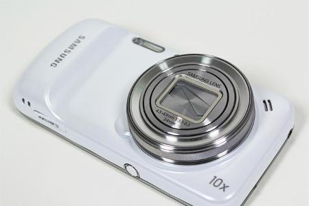 Testnote: 2,36Preis (Stand: 24. April 2014): ab 218 Euro im PC-WELT-PreisvergleichFazit: Das S4 Zoom ist ein klassisches Mit...