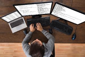 Effektiver mit mehreren Bildschirmen arbeiten
