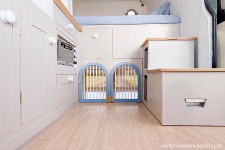 This Moving House (2018), VW Crafter
