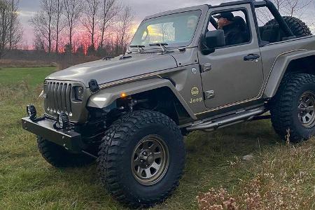 Quadratec 30th Anniversary Jeep Wrangler YJL Sahara