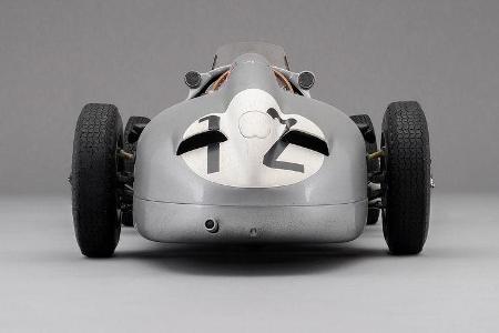 1955er Mercedes W196 Monoposto als 1-zu-8-Modell