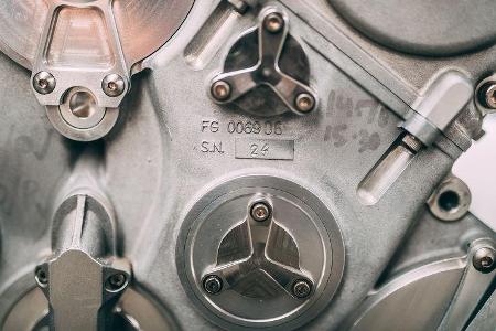 McLaren MP4-19 - Mercedes-Motor - RM Sothebys 2020
