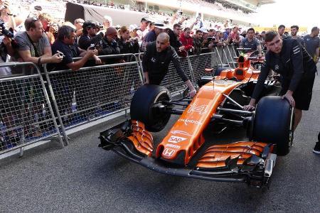 McLaren - Startnummern - Formel 1 - GP Spanien - 11. Mai 2017